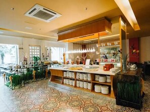 Frokostbuffé hver dag (MYR 20 per person)