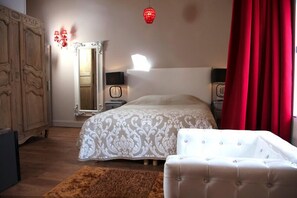 Suite (Templiers) | Minibar, individuelt design, skrivebord, lydisolering