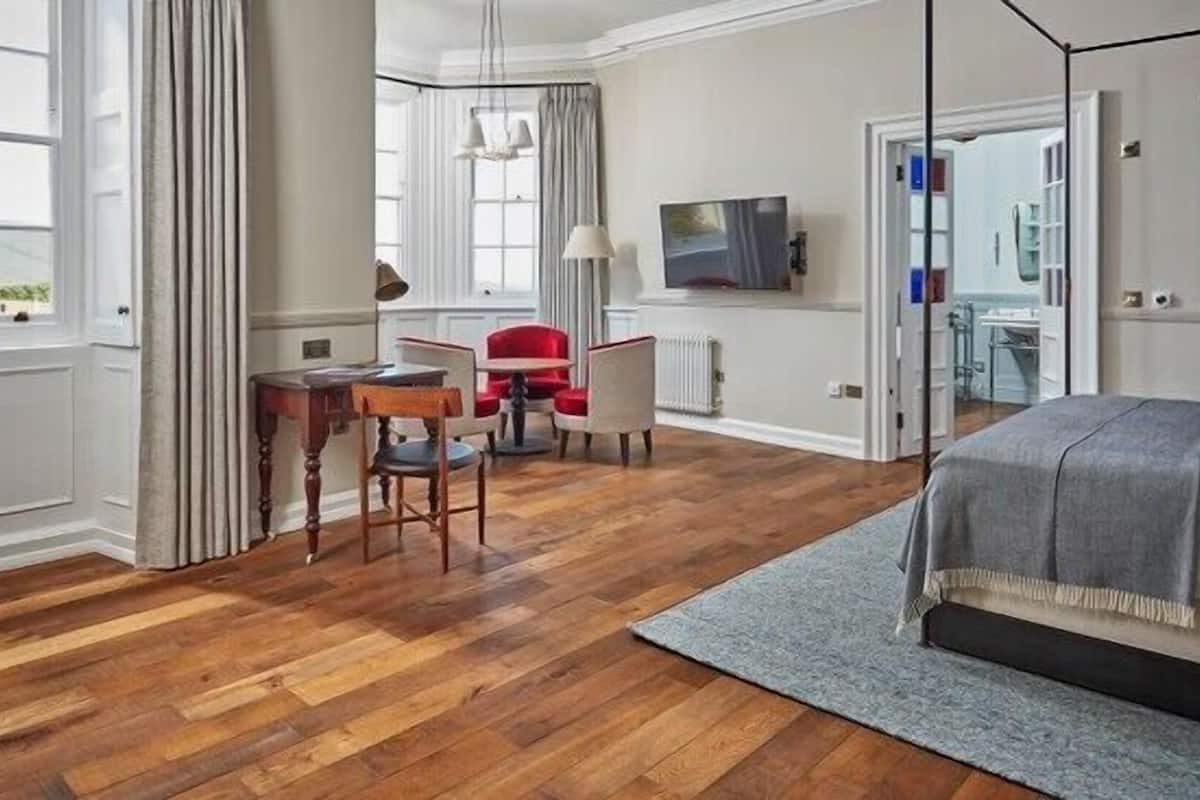 superior view room | in-room safe, iron/ironing board, free rollaway beds, free wifi