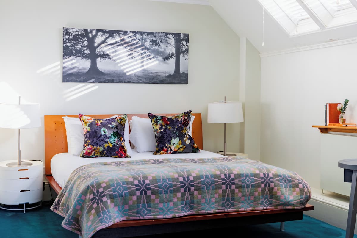 Chambre (Attic)