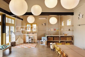 Children’s play area – indoor