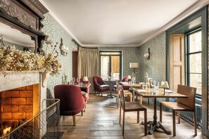 2 restaurants; breakfast, lunch, and dinner served - Woolley Grange Hotel (Bradford-on-Avon)
