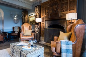 ロビー応接スペース