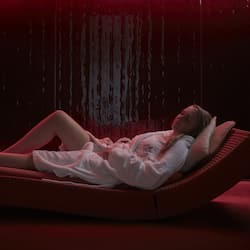 Couples treatment room(s), sauna, hot tub, steam room, body treatments