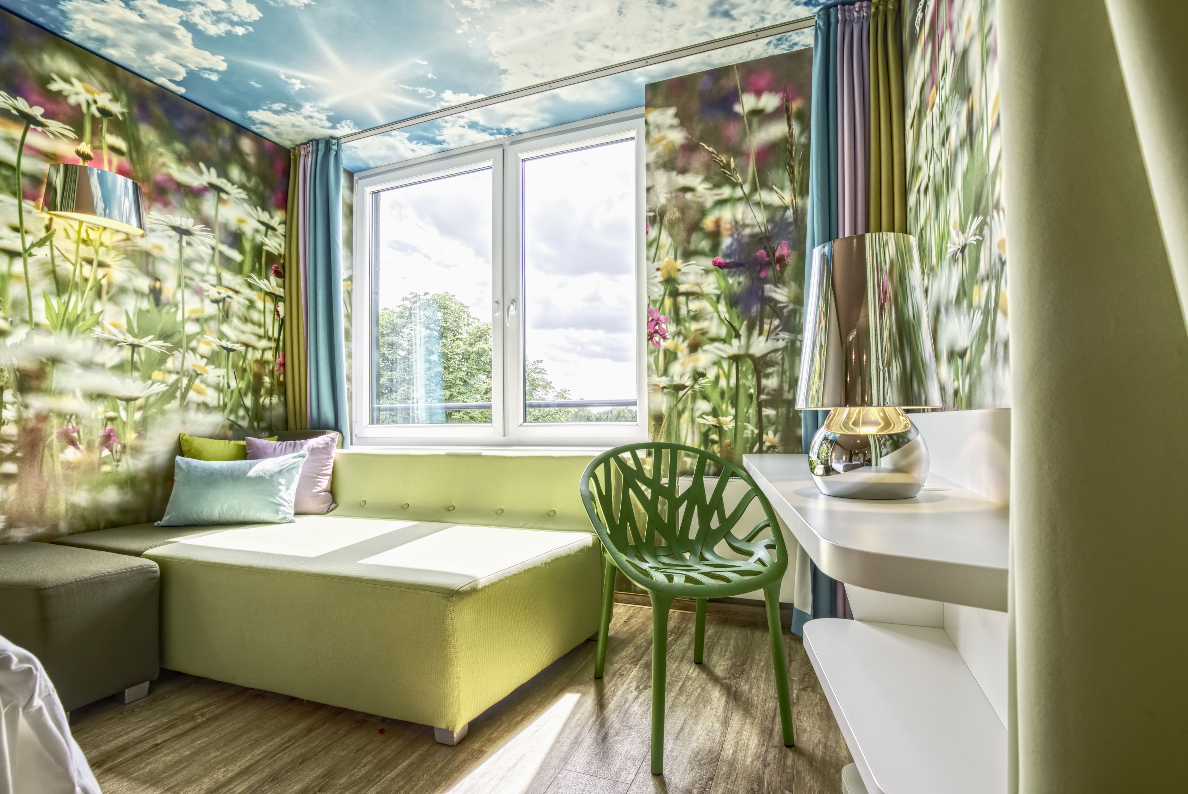 double room nature | desk, blackout curtains, soundproofing, free wifi