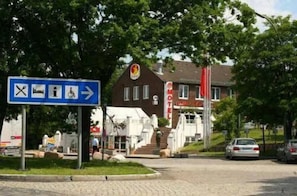 Exterior - A1 Raststätte & Motel Hamburg-Stillhorn (Hamburg)
