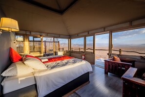 Luksusrom | Sengetøy av topp kvalitet, individuelt dekorert og sengetøy