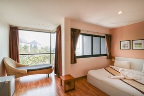Rollaway beds, free WiFi - Zak Residence (Chiang Mai)