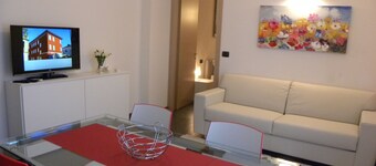 Venice Apartments Dante