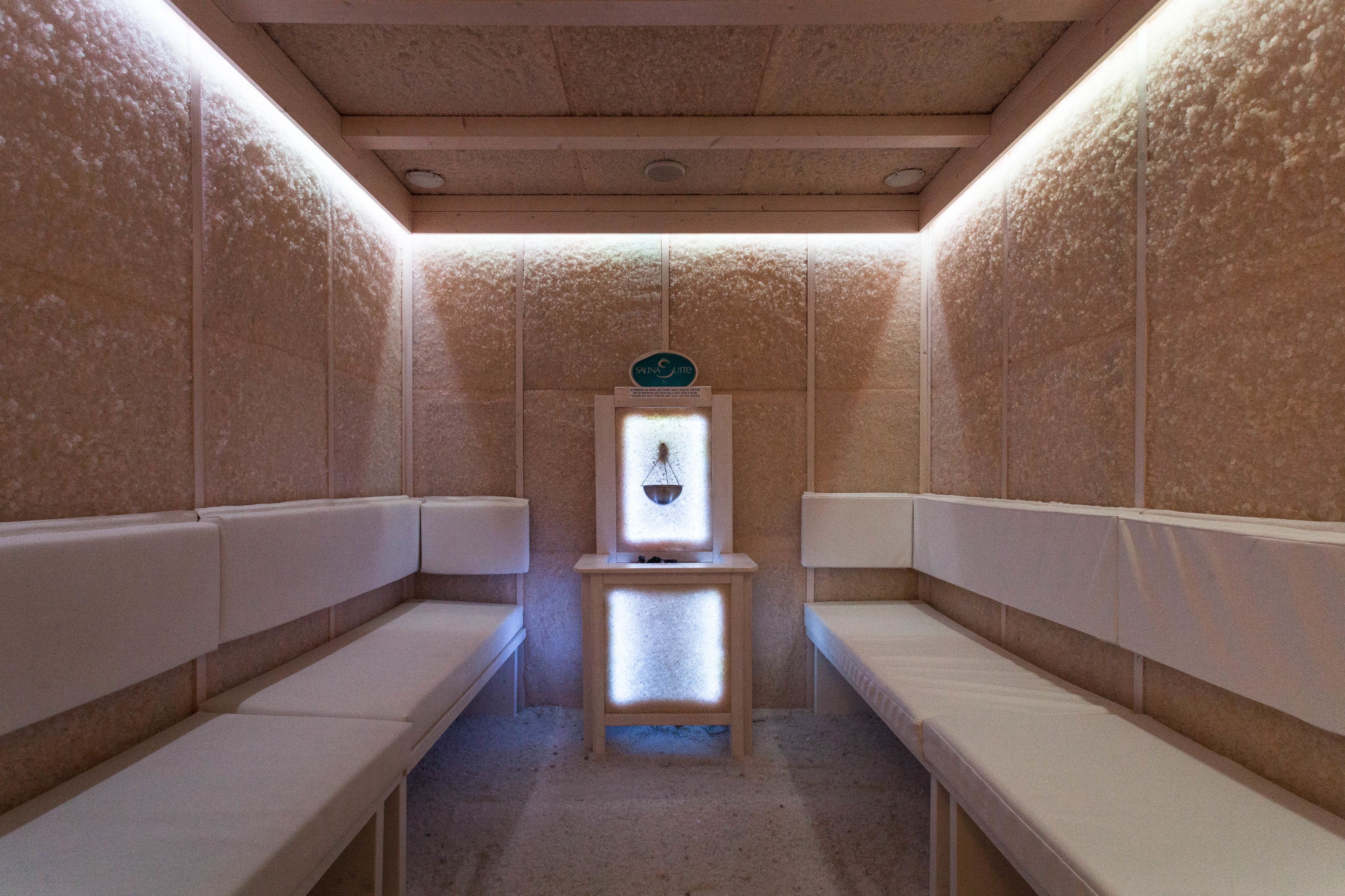 Turkish bath/hammam, body treatments, deep-tissue massages