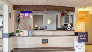 Reception - ACE Hôtel Châteauroux Déols (Deols)