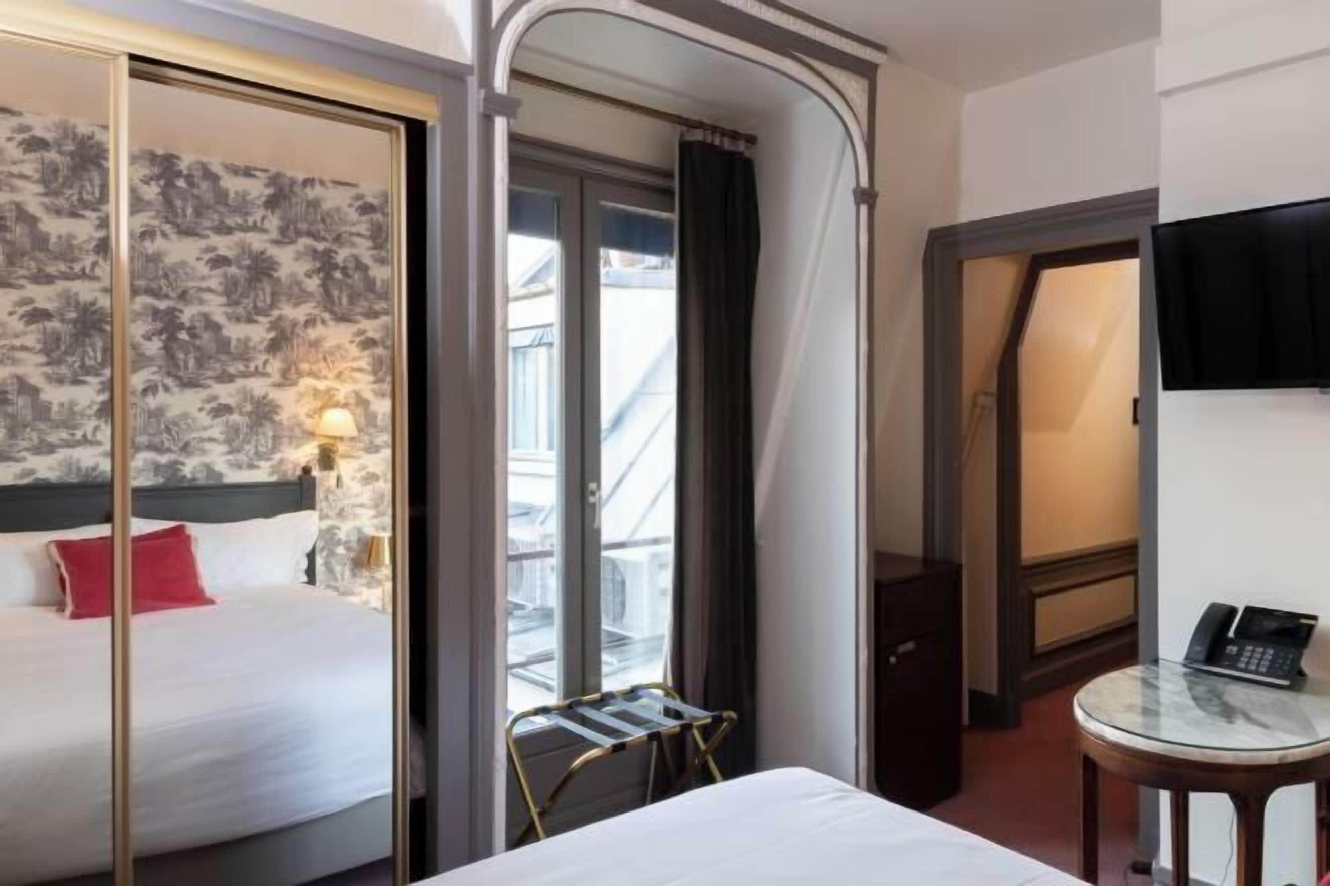 Premium bedding, minibar, in-room safe, individually decorated