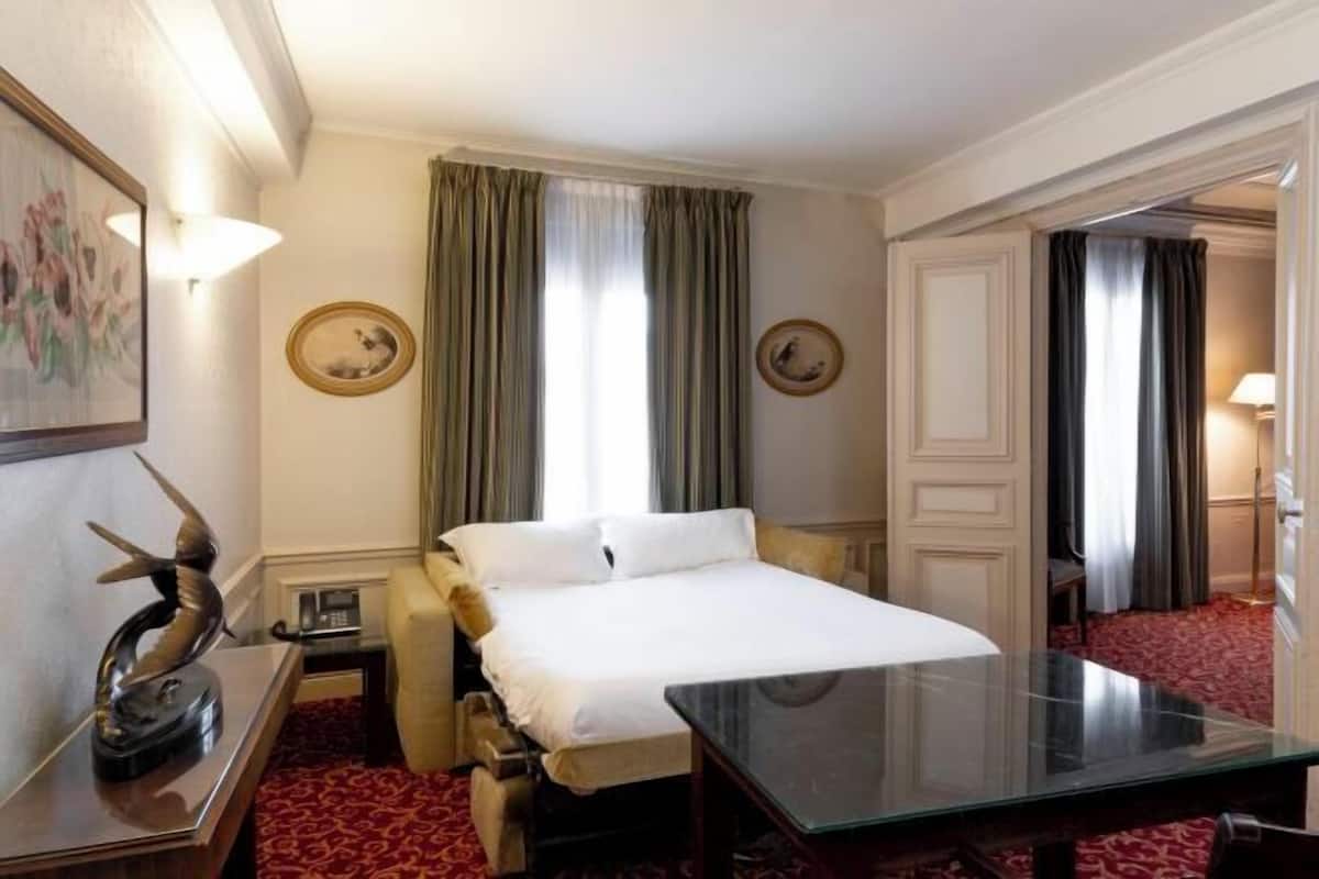 Premium-sengetøj, minibar, pengeskab på værelset, individuelt design