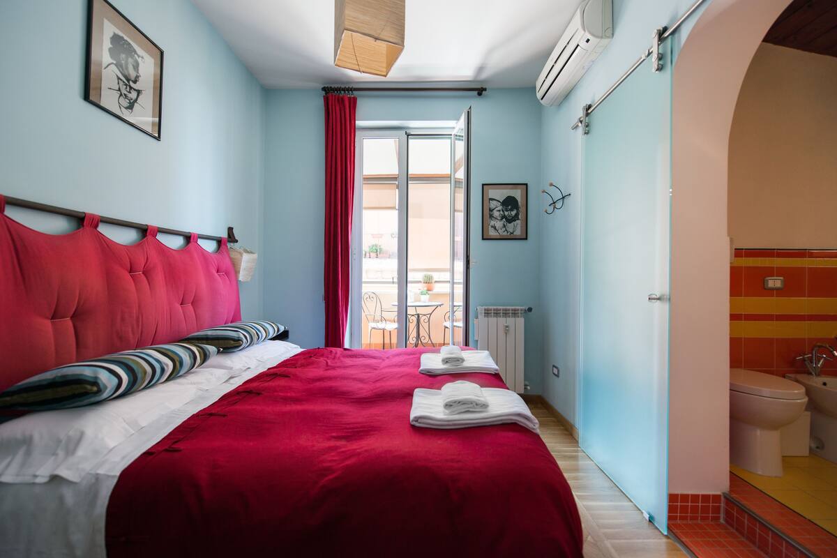 Double or Twin Room | Minibar, free cots/infant beds, rollaway beds, free WiFi