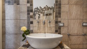 Unclassified image, 5 of 29, button - Orlando Innamorato B&B (Rome)