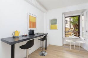 Televisión plasma 32 pulgadas con canales de televisión digitales