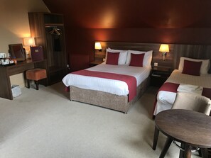 Family Room (x 4) | Desk, iron/ironing board, free WiFi, bed sheets