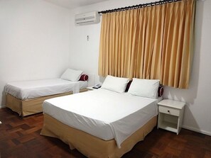 Standard Triple Room | Minibar, free WiFi - Zoghbi Apart Hotel (Belem)
