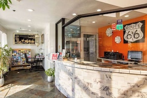 Lobby - Sandia Peak Inn (Albuquerque)