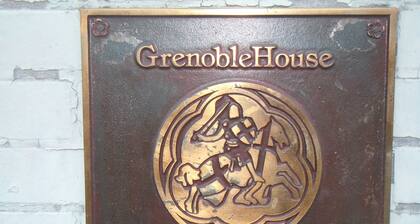 Grenoble House