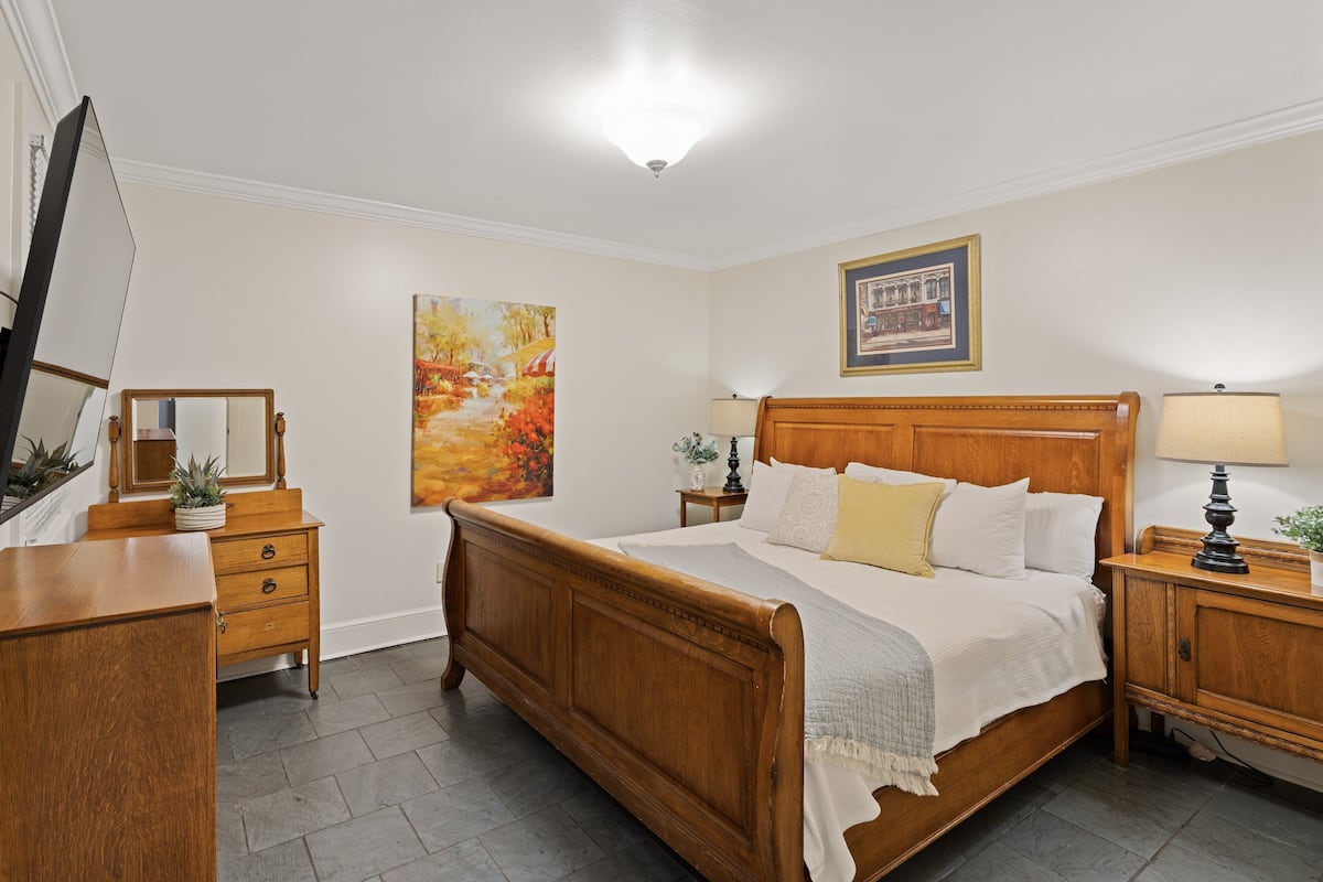 1 quarto, roupas de cama premium, camas com colchões pillow-top