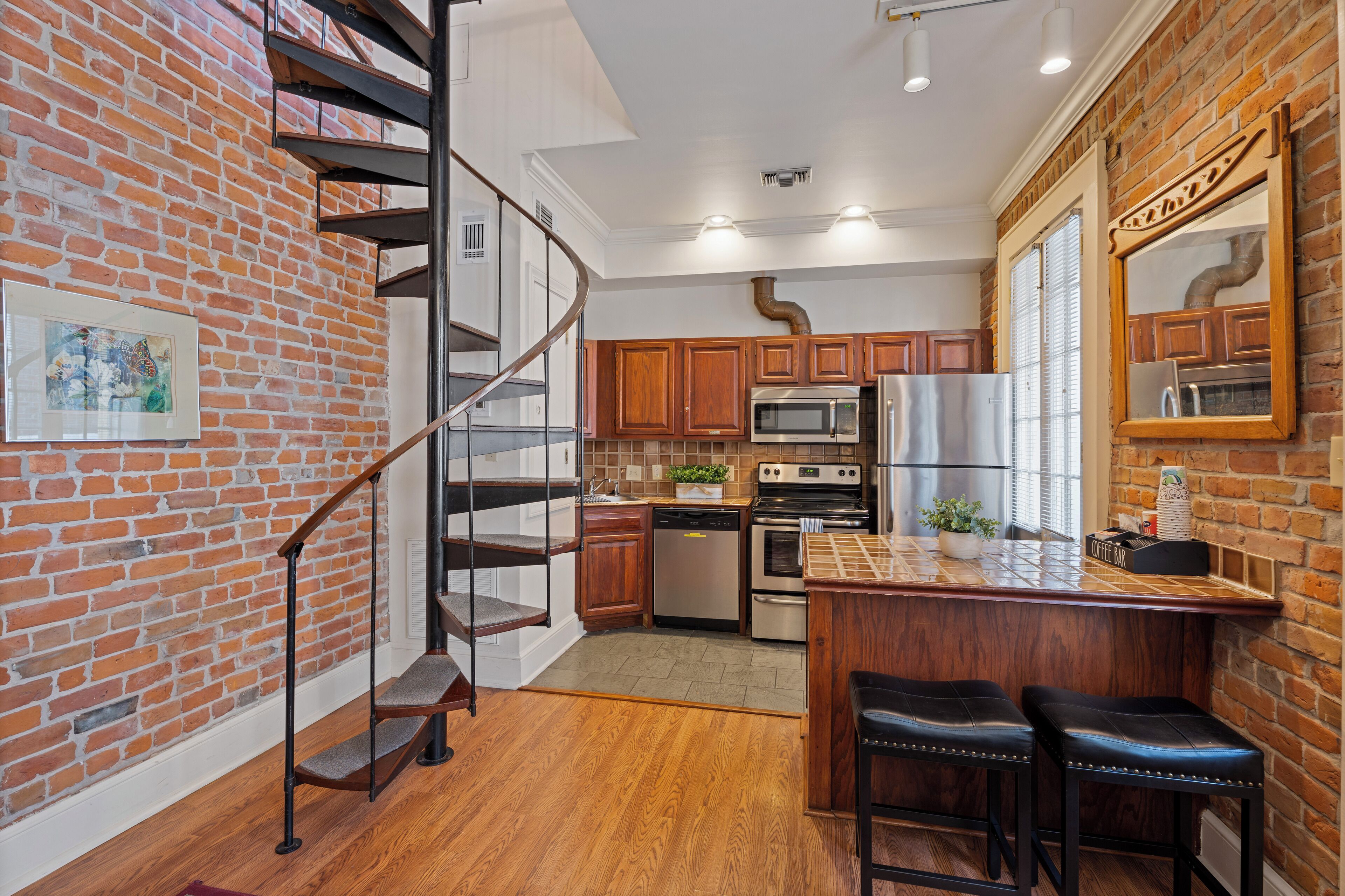 Photo - Grenoble House