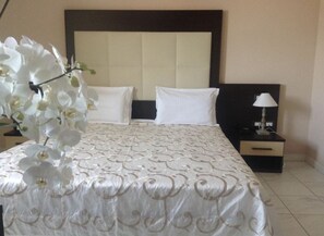 Literie hypoallergénique, bureau, chambres insonorisées