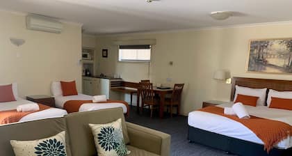 Armidale Pines Motel