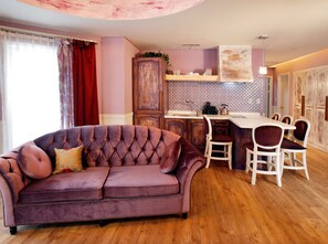 Premier Suite | Premium bedding, individually decorated, individually furnished - Elf Resort Hotel (Pyeongchang)