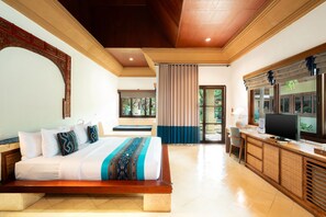 ห้องดีลักซ์ | มินิบาร์, ตู้นิรภัยในห้องพัก, โต๊ะทำงาน, Wi-Fi ฟรี