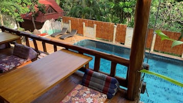 Breakfast, lunch, dinner served; Thai cuisine, beach views