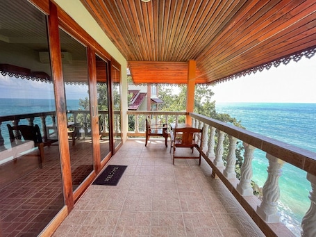 BangalƓ luxo | TerraƧo/pƔtio