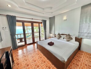 Deluxe-Bungalow | Verdunkelungsvorhänge, kostenloses WLAN, Bettwäsche