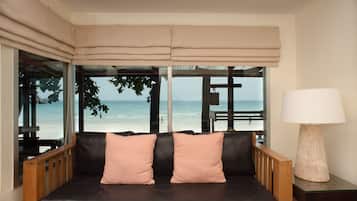 Minibar, in-room safe, desk, blackout drapes