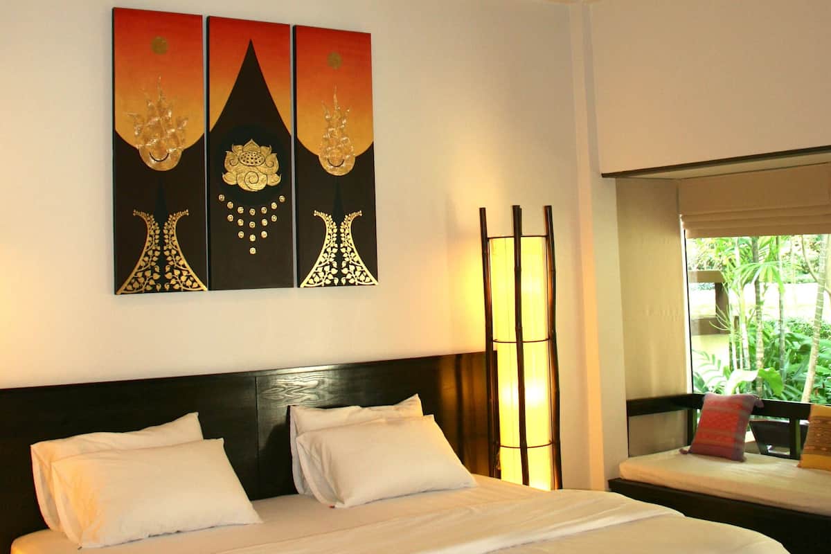 suite | 1 bedroom, minibar, in-room safe, desk