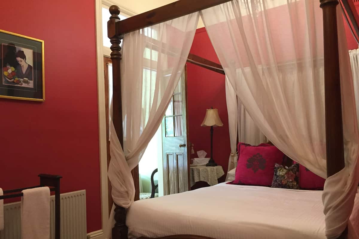 1 bedroom, hypo-allergenic bedding, down duvets, individually decorated