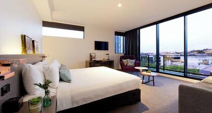 Alpha Mosaic Hotel Fortitude Valley