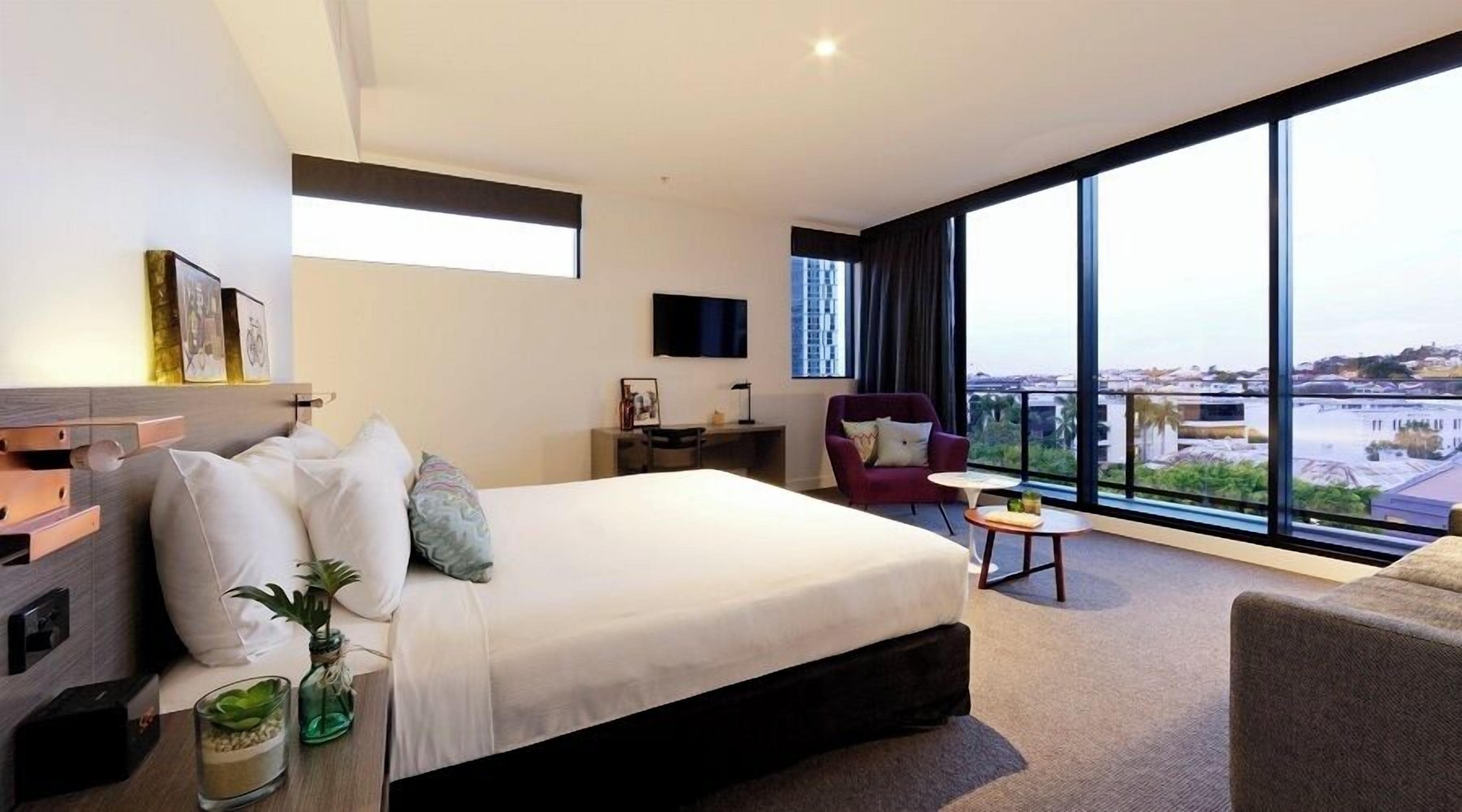 Executive Suite, Balcony | In-room safe, blackout drapes, soundproofing, iron/ironing board
