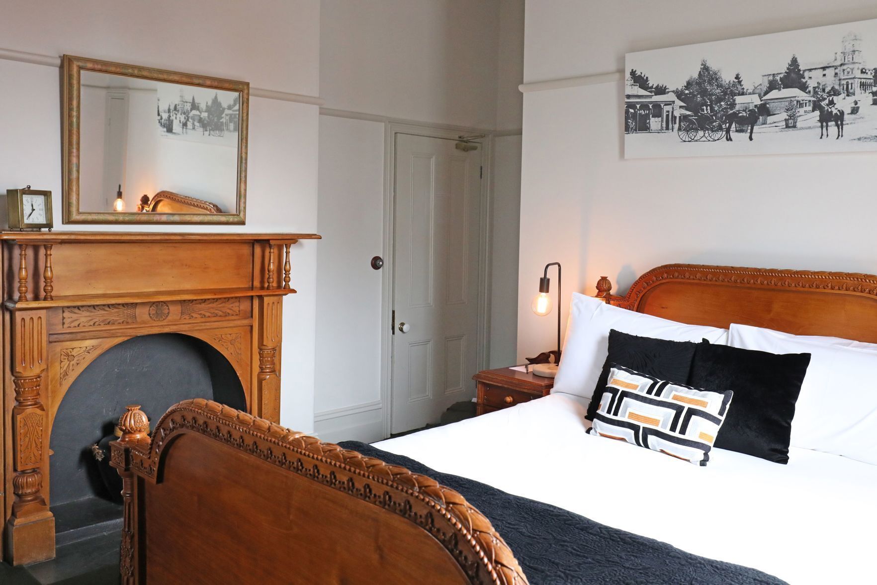 迷你吧、特色装修、遮光窗帘、熨斗/熨衣板