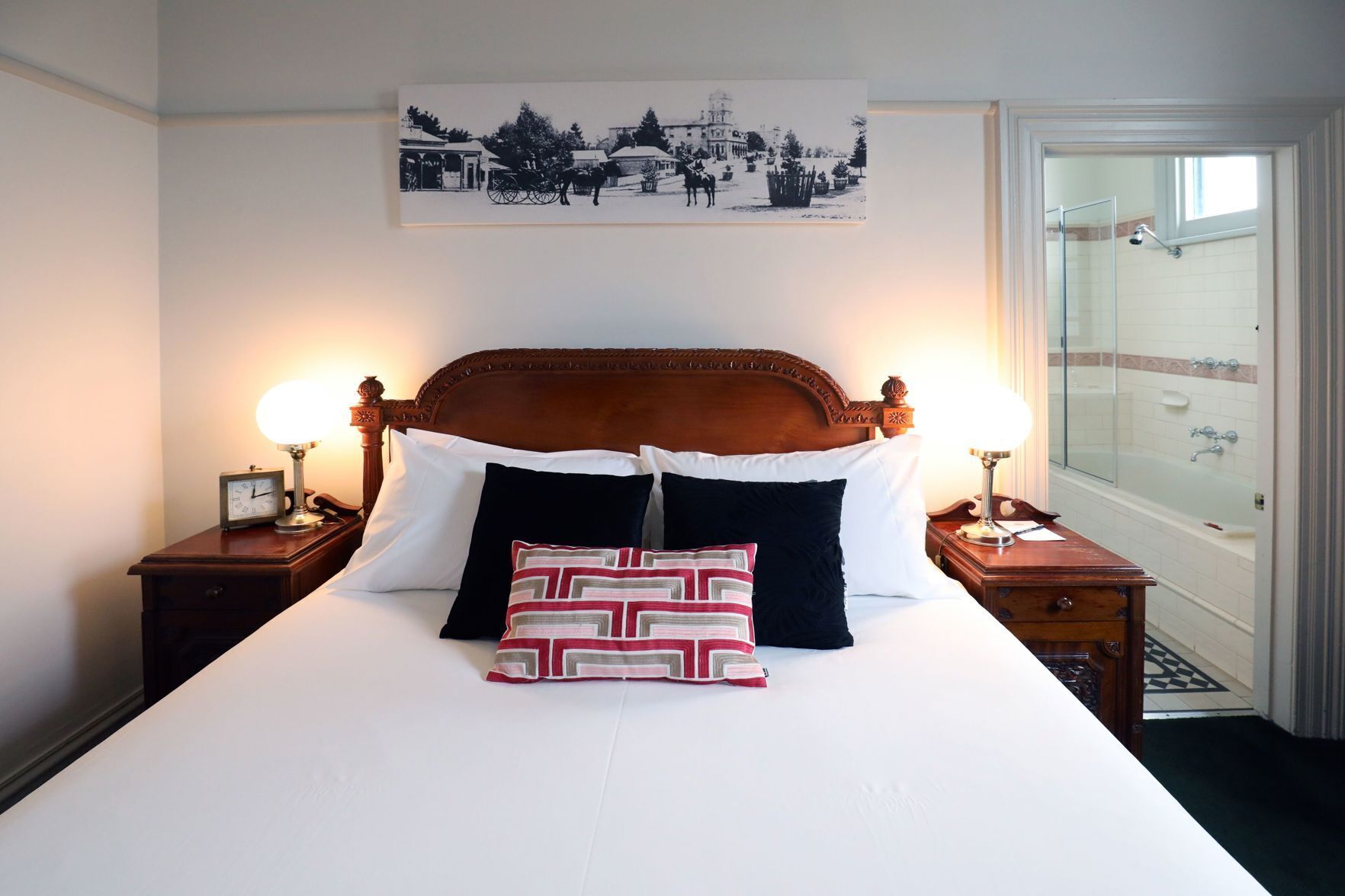 迷你吧、特色装修、遮光窗帘、熨斗/熨衣板