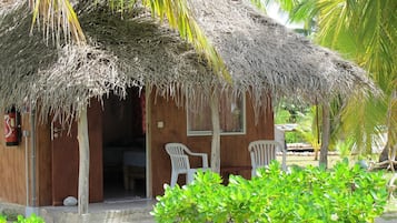 Bungalow famililal, en front de plage | 1 chambre, literie de qualité supérieure