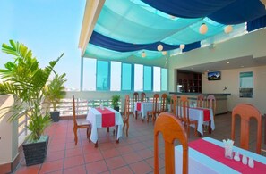 Lunch and dinner served, Asian cuisine