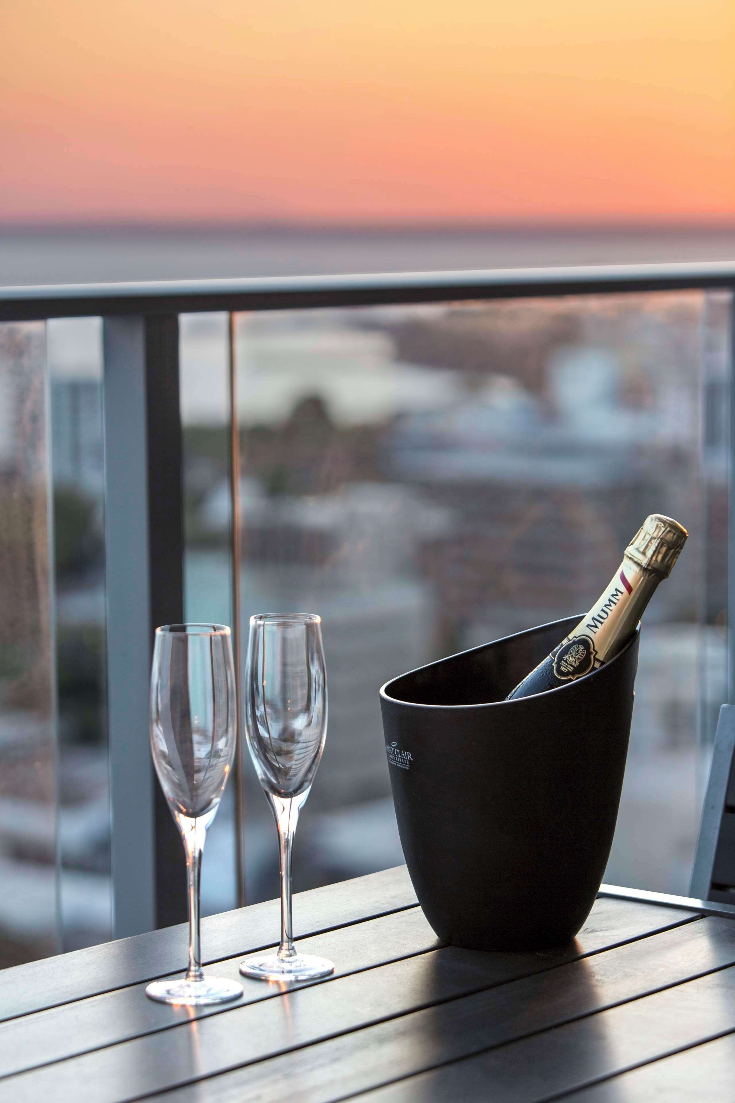 1 bedroom, in-room safe, iron/ironing board, cots/infant beds