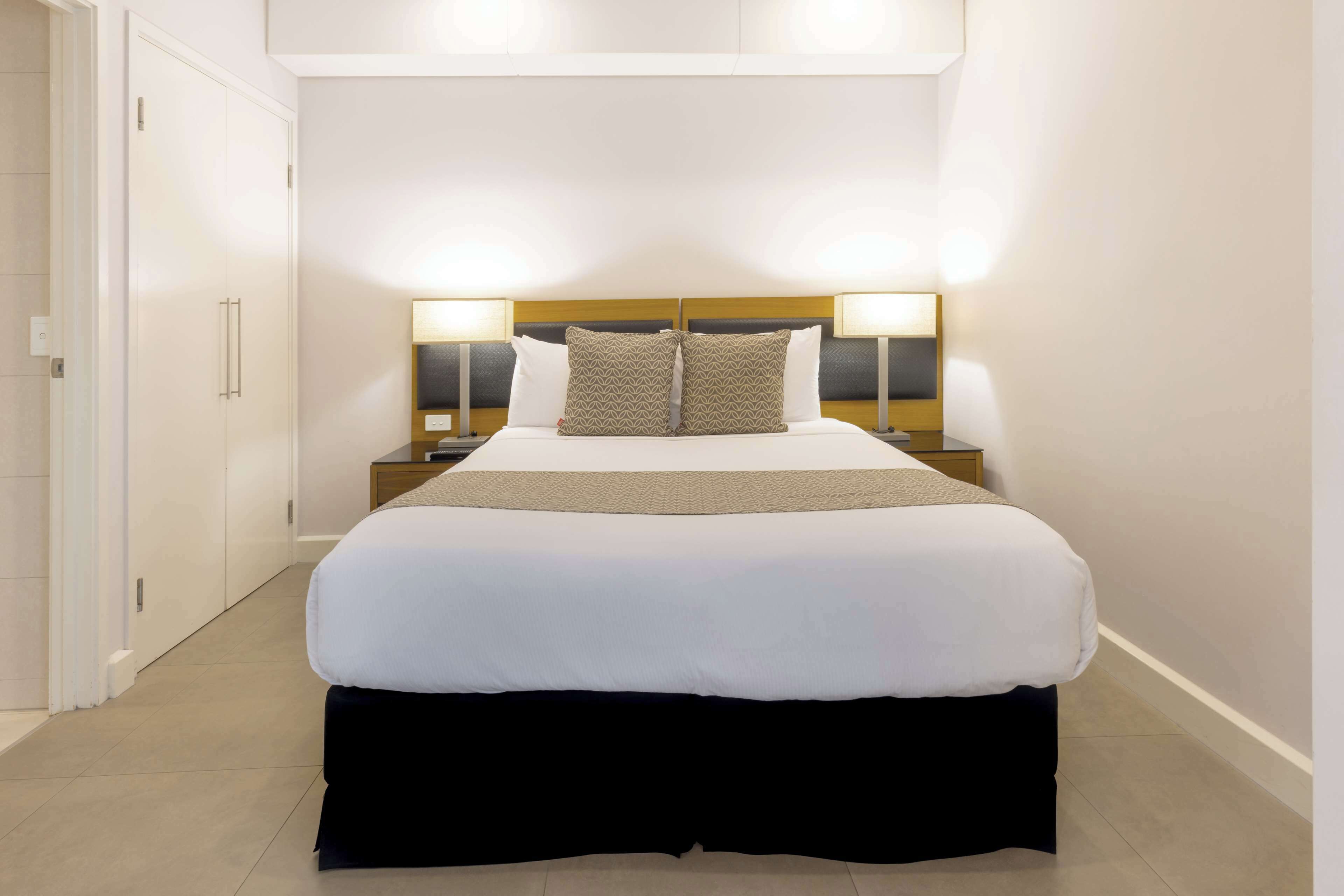 1 bedroom, in-room safe, iron/ironing board, cots/infant beds