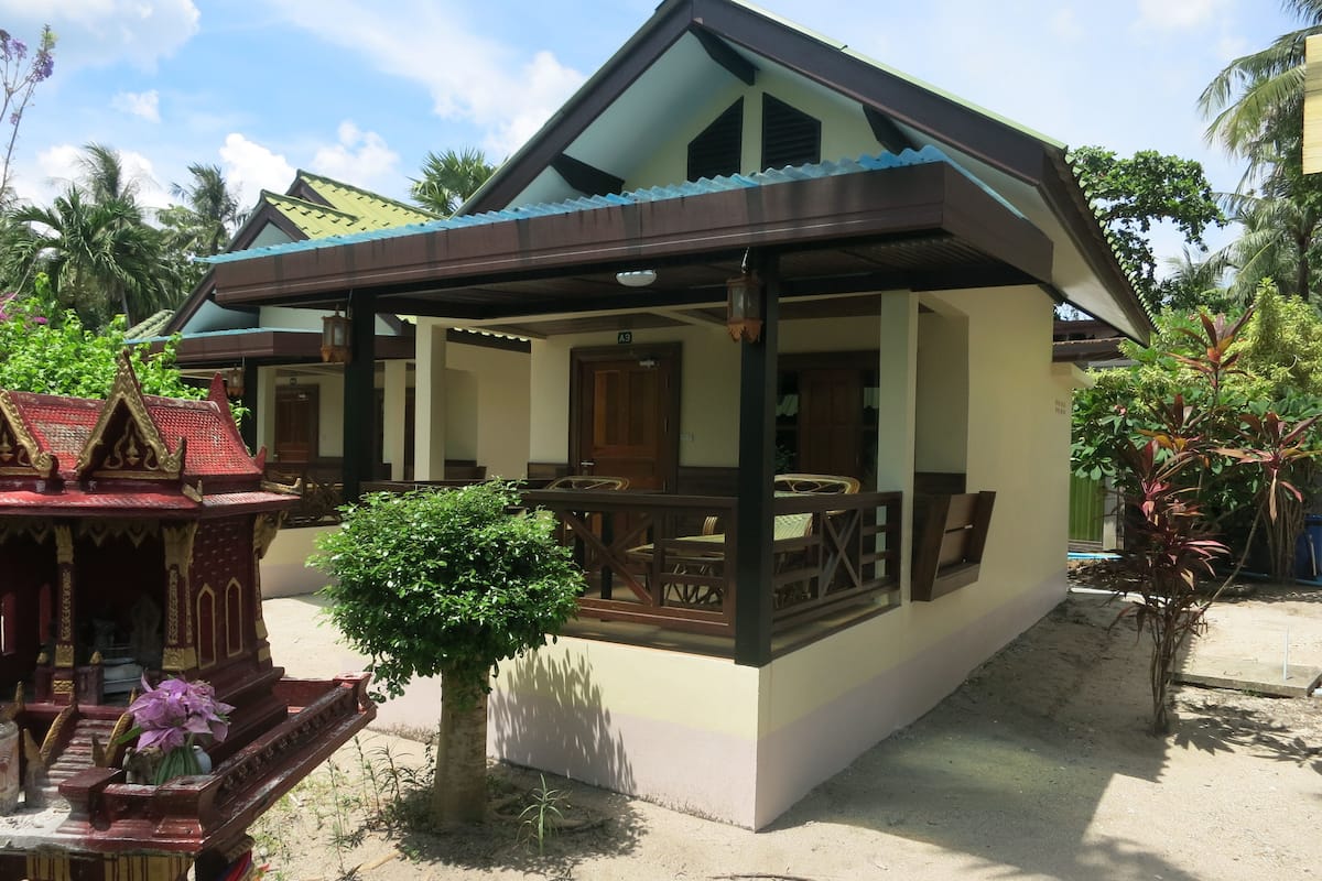 Villa, 1 Double Bed | In-room safe, desk, WiFi (free)