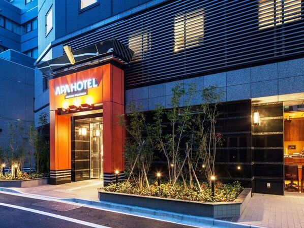 Front of property - evening/night