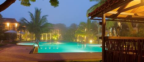 Outdoor pool, pool umbrellas