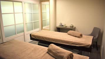 Sauna, vasca idromassaggio, bagno turco/hammam, trattamenti per il corpo
