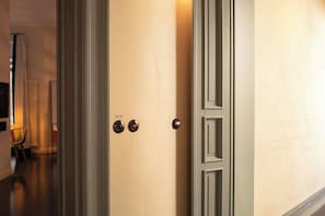 Familienapartment, 2 Schlafzimmer | Wohnbereich