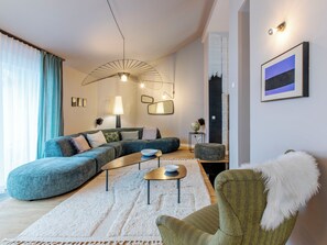 Penthouse, 2 Bedrooms, Terrace | Living area